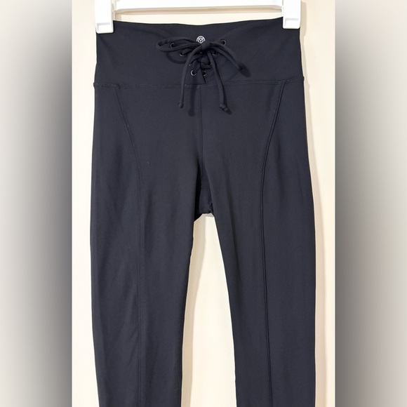 Year of Ours Black Lace Up Football Mid-Rise Leggings - Picture 1 of 9